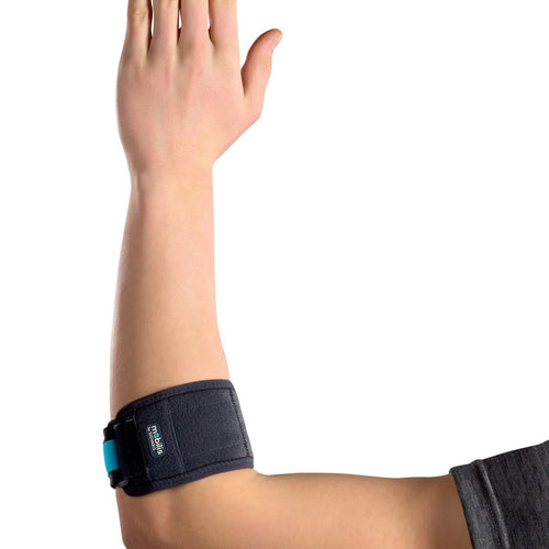 Mobilis EpiBand Ellenbogenspange, Seitenansicht am Ellbogen – Pelotte entlastet Sehnenansätze
