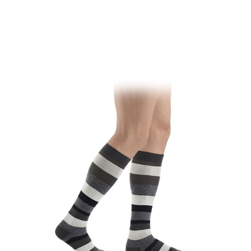 Sigvaris Microfiber Shades for men Kniestrümpfe graphite Seitenansicht – atmungsaktiv