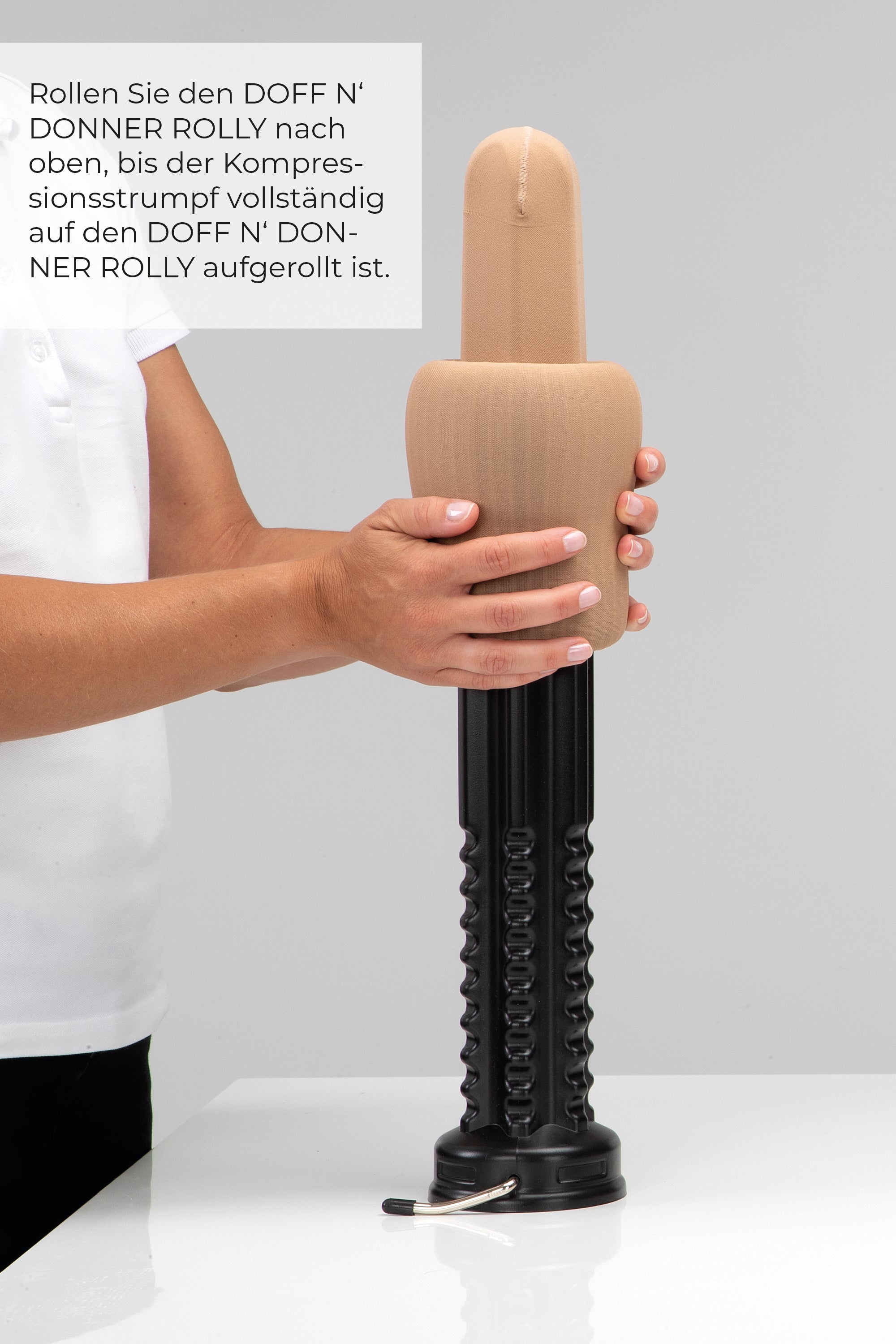 DOFF N' DONNER SET