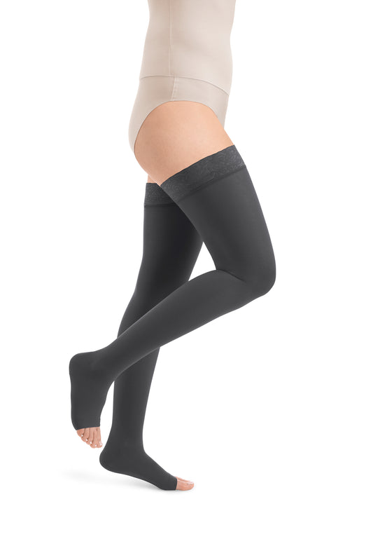 Style SEMITRANSPARENT bas de cuisses à pointe ouverte