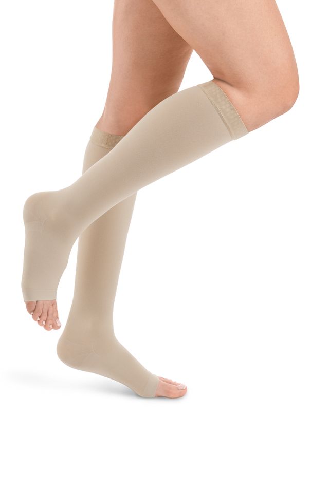 Essential CLASSICAL Kniestrümpfe offene Fussspitze