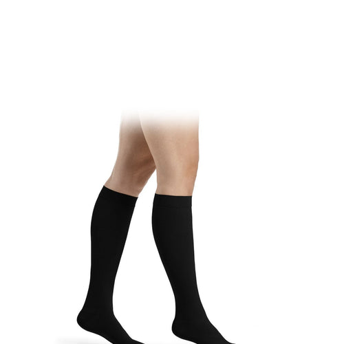 Sigvaris Essential CLASSICAL Kniestrümpfe schwarz, blickdicht und aus Microfaser - position 1